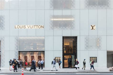 fifth avenue louis vuitton|louis vuitton 5th ave store.